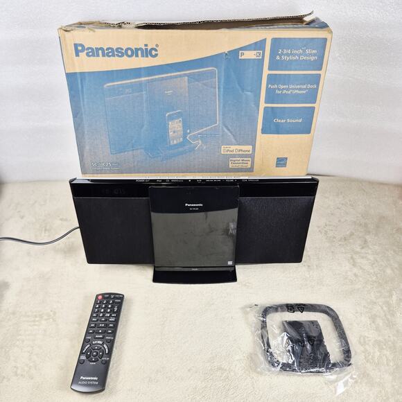 Panasonic SC-HC25 CD System Radio AM/FM w/ Ipod Dock AUX Remote Headphone WORKS - Picture 1 of 16